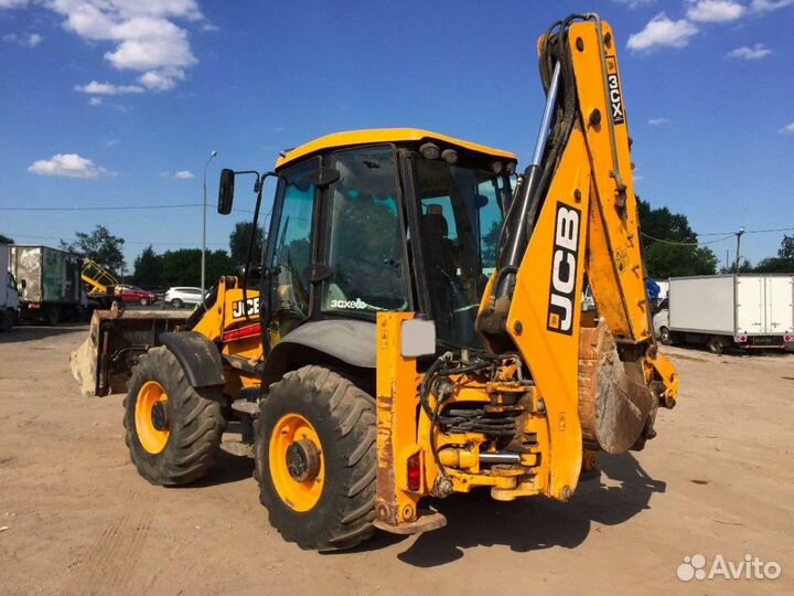 Машинист экскаватора погрузчика jcb