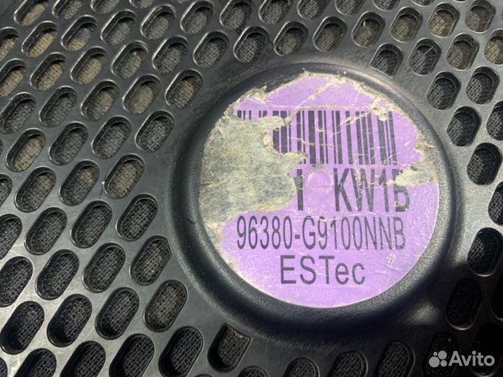 Сабвуфер левый Genesis G70 седан G4KL KA366076