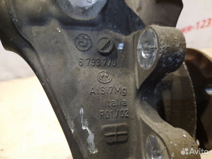 Ступица задняя правая Bmw 523I F10 N52B25AF 2011