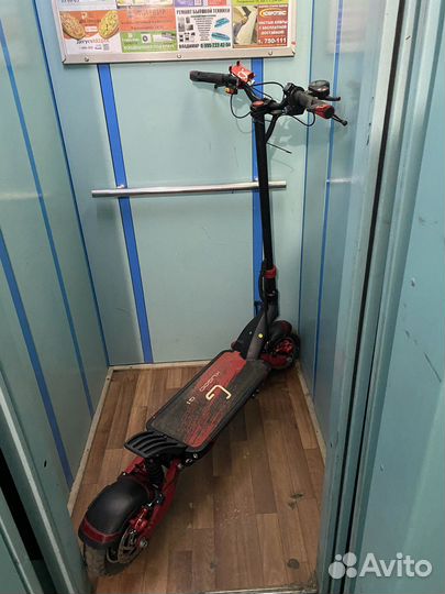 Электросамокат Kugoo G1