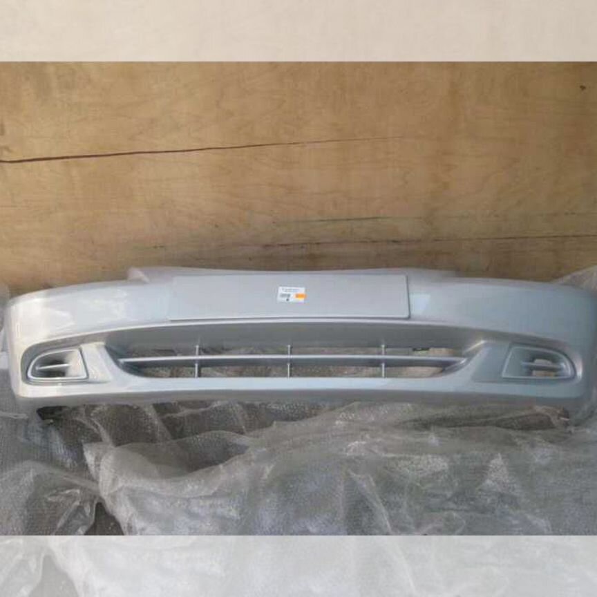 бампер передний на hyundai accent серебро - Кузов: купить