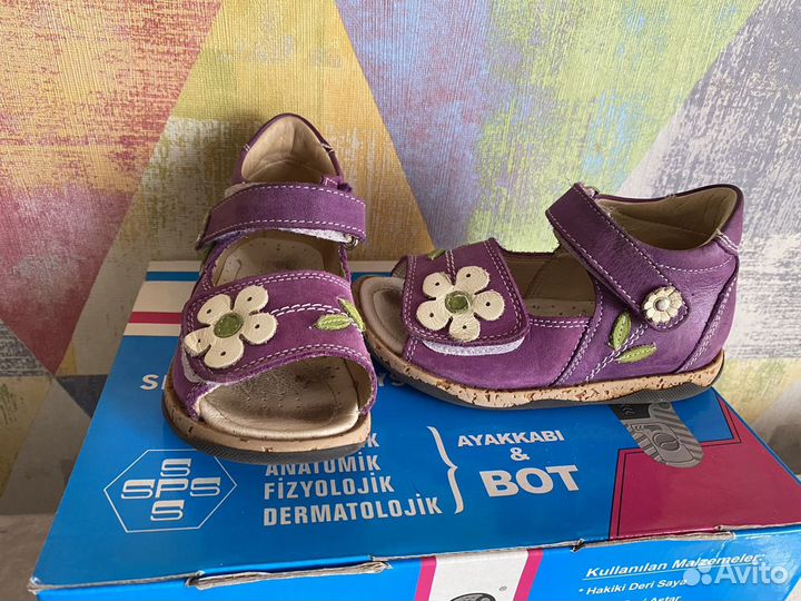 Босоножки для девочки 25