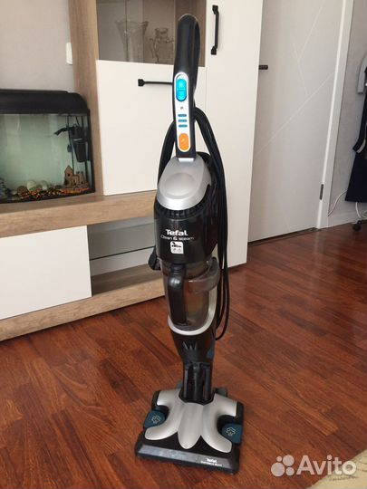 Вертикальный пылесос Tefal VP 7545 RH 2в1