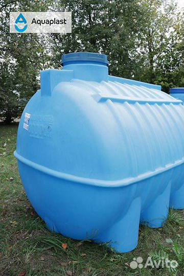 Бочка для воды. Бак пластиковый