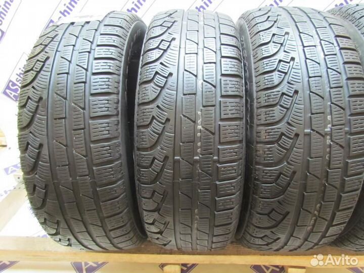 Pirelli Winter 210 SnowControl Serie II 205/60 R16 96R