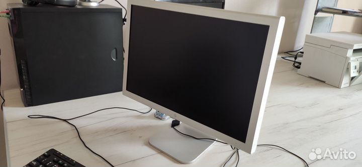 Монитор Apple Cinema 20 inch