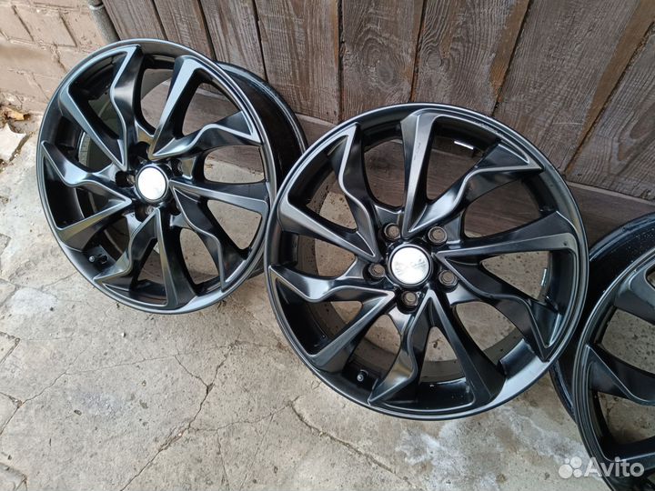 Литые диски 17 Skad 5x114.3