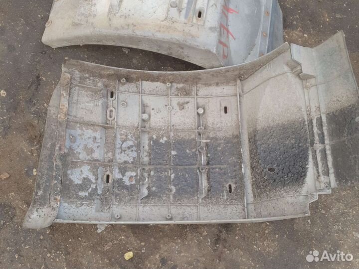 Крыло переднее renault manager