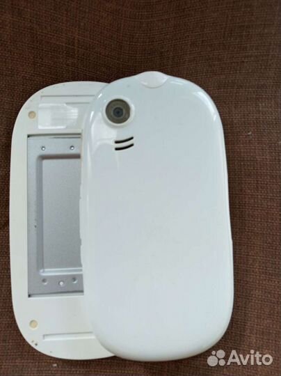 Мобильный телефон Alcatel