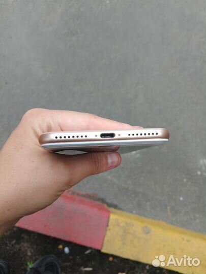 Телефон iPhone 8 plus