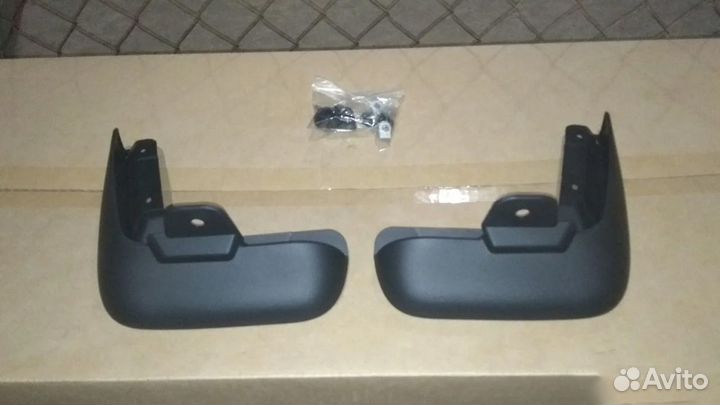 Новые брызговики задние Chevrolet Aveo T300 седан