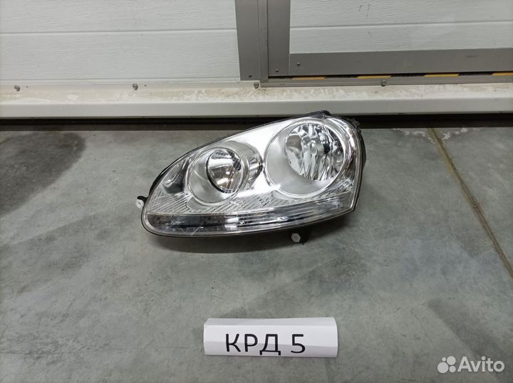 Левая фара хром Golf 5