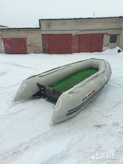 Продаю лодку solar 350