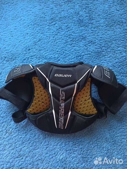Нагрудник хоккейный Bauer supreme s190