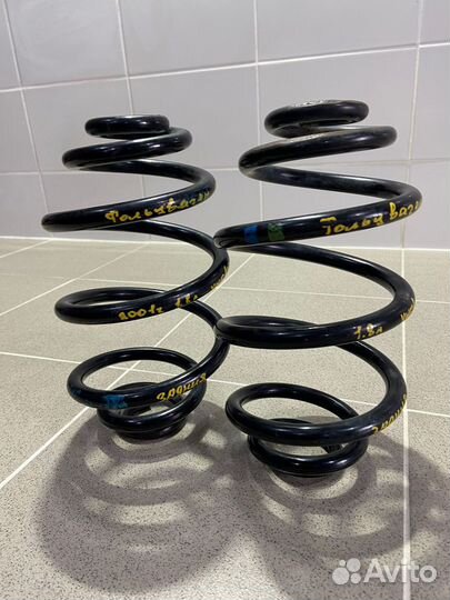 Пружины задние Volkswagen Passat 2001