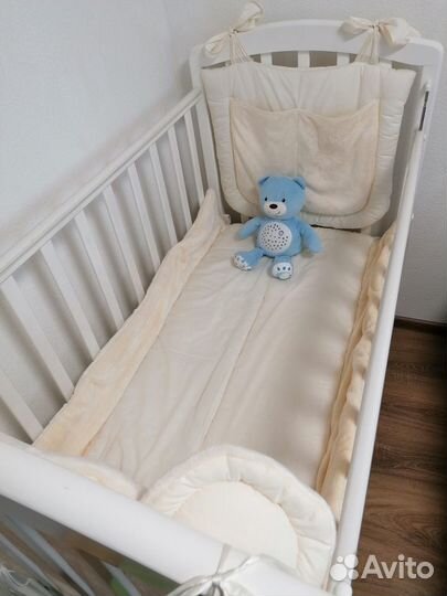Бортики в детскую кроватку 