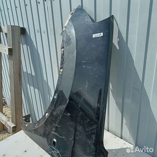 Переднее левое крыло Nissan Qashqai J10