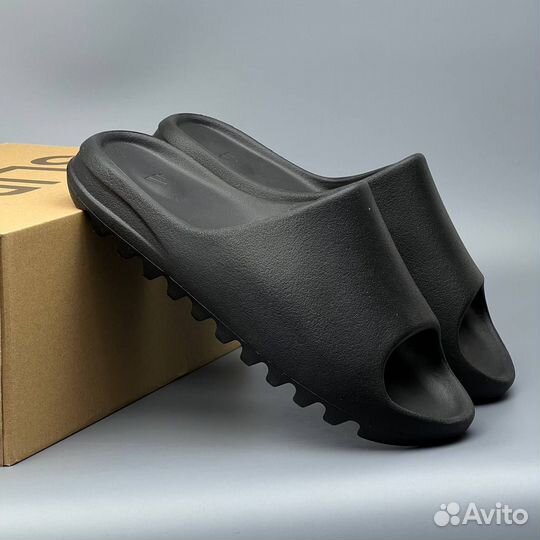 Шлепанцы Adidas Yeezy Slide Black