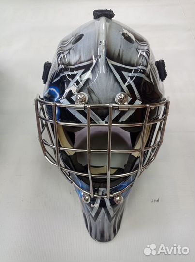 Шлем вратарский