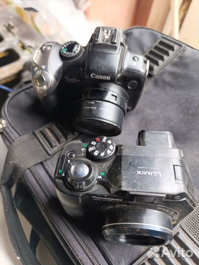 Два фотоаппарата