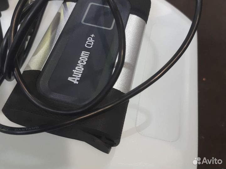 Диагностический сканер autocom CDP+