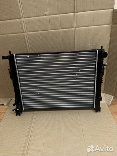 Радиатор охлаждения Веста