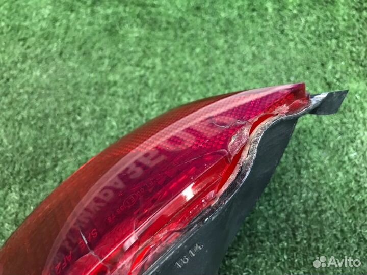 Фонарь противотуманный задний правый Land Rover