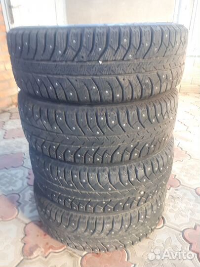 Bridgestone Ice Cruiser 7000S 185/60 R15