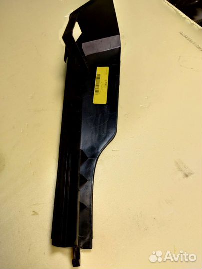 Накладка сиденья перед слева Mercedes W166 X166