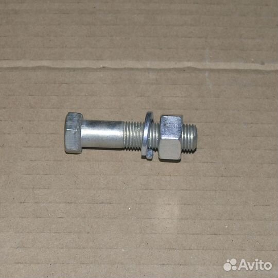 Болт М12*1,25* 50 (10,9 S17) карданного вала с гай