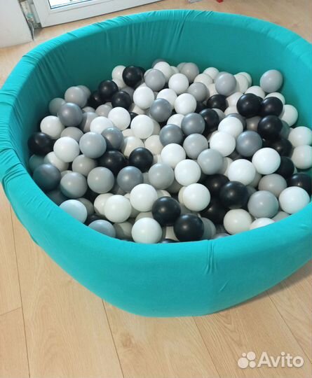 Сухой бассейн 95 см и шарики 280 шт