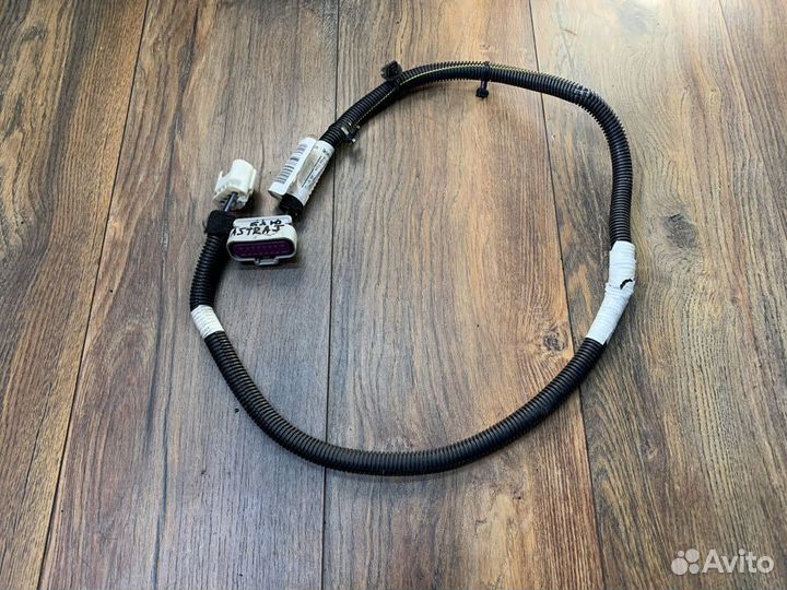 Opel Astra J Проводка (коса) топливного насоса