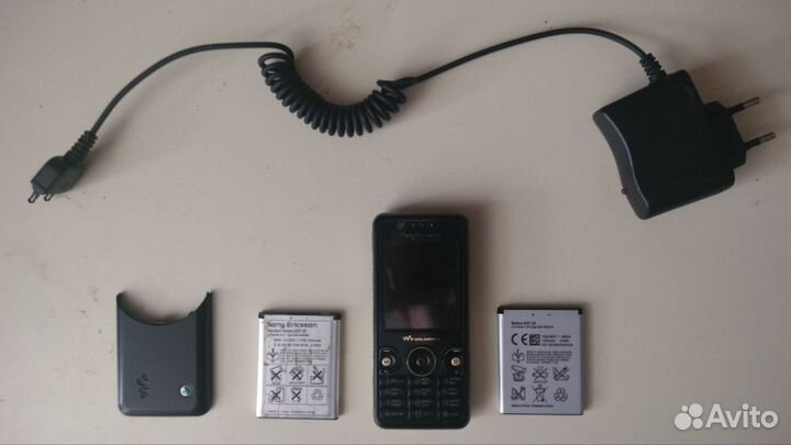 Sony Ericsson W660i