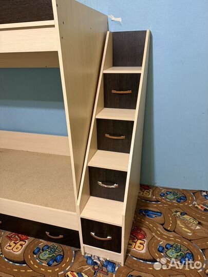 Двухъярусная кровать бу