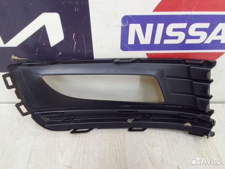 Оправа накладка птф туманки Volkswagen polo 5 Лев