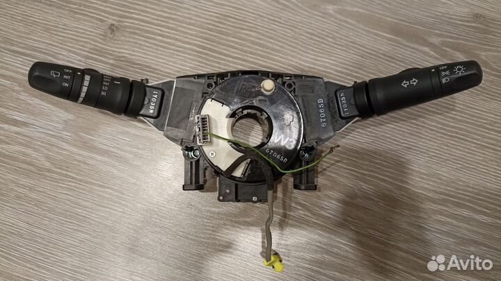 Подрулевой переключатель nissan cube