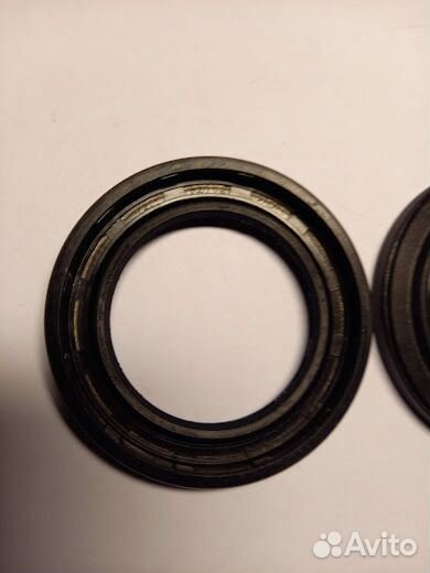 Сальники полуоси заднего моста