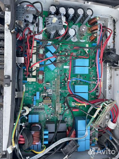 Продам сетевой инвертор Solis 5G