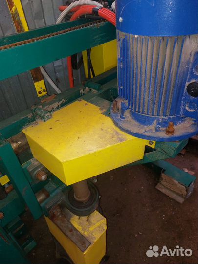 Оцилиндровочный станок по дереву