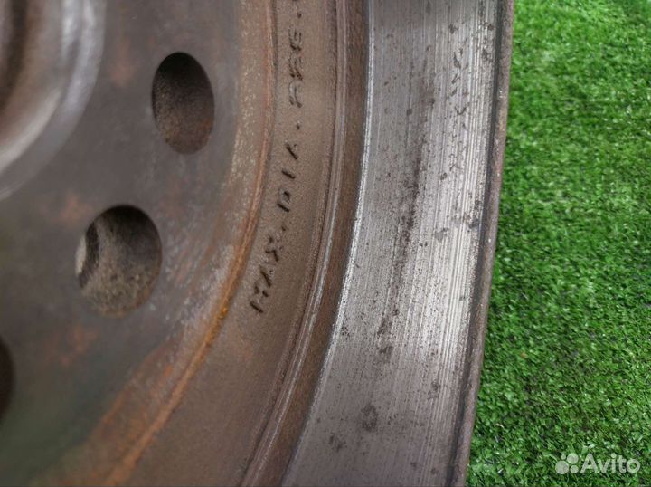 Барабан тормозной Pontiac Vibe 4WD/ Toyota Matrix