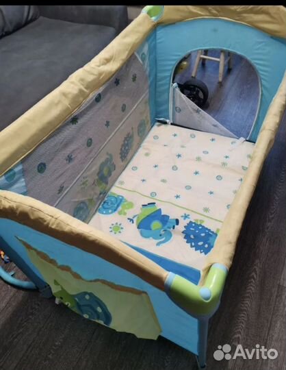 Кроватка манеж