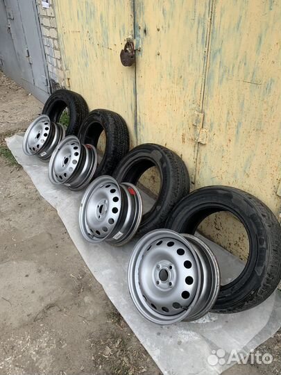 Продаю диски