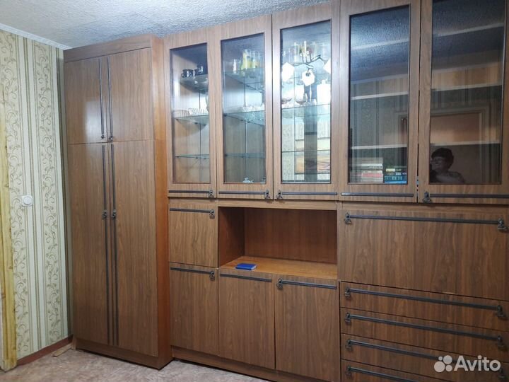 Стенка в гостиную