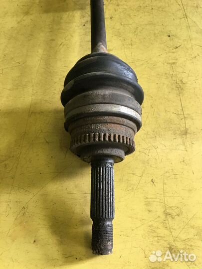 Полуось правая привод Хендай Матрикс Matrix