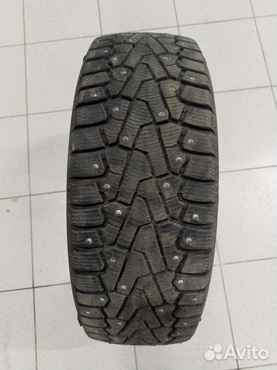 Pirelli Ice Zero 205/65 R16