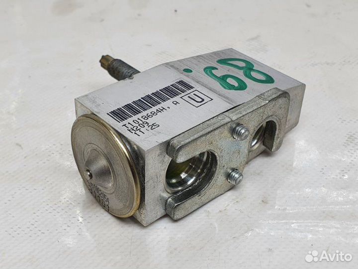 Клапан кондиционера Ford Explorer 5 3.5 2011