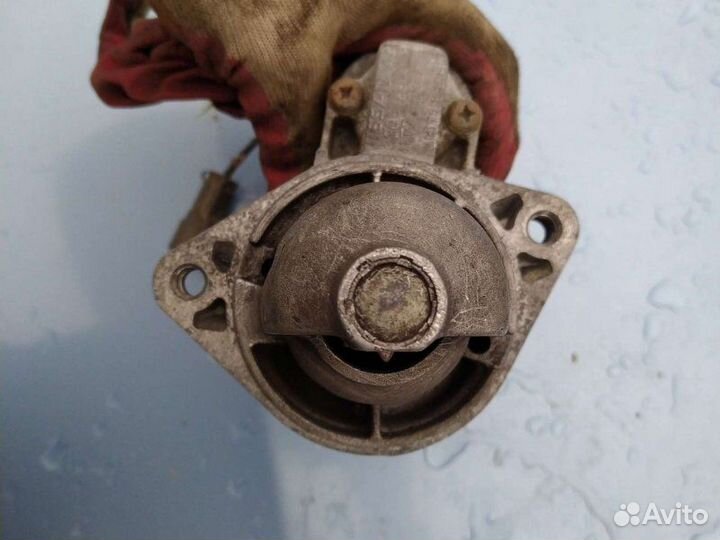 Стартер Nissan Primera P10 лифтбек 2.0I 1996