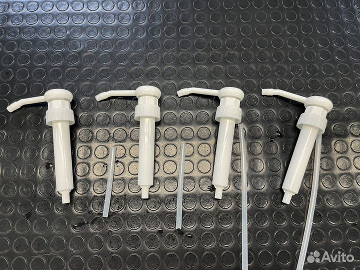 Дозатор помповый на 5 л Space Groom