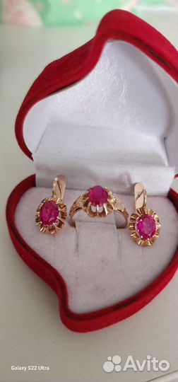 Золотые серьги и кольцо СССР 583 Комплект