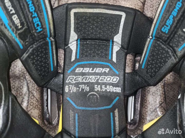 Хоккейный шлем bauer reakt 200